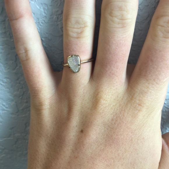 Kendra Scott ring - Picture 1 of 3